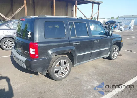 2009 Jeep Patriot Limited из США, поврежденный, VIN 1J4FF48B69D216909